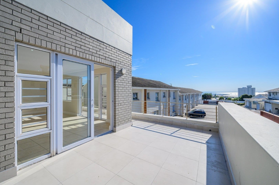 2 Bedroom Property for Sale in Humewood Eastern Cape